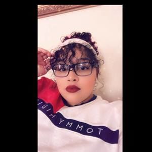 Meet your Posher, Leni